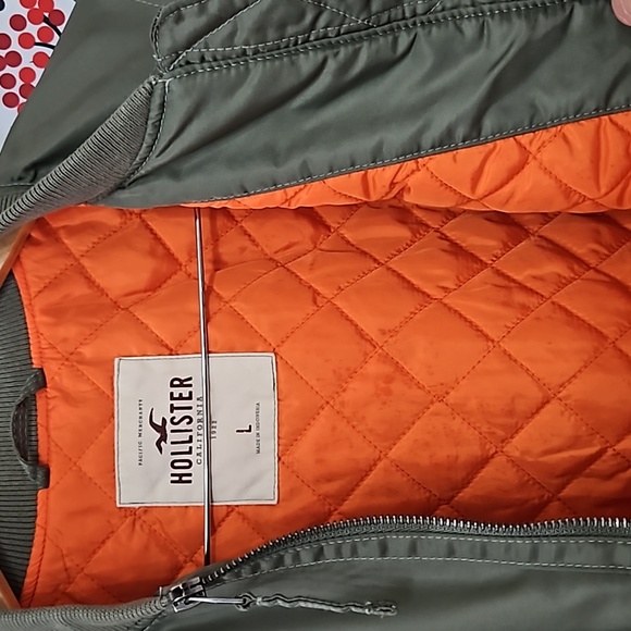 Hollister Bomber Jacket Olive - Picture 3 of 6